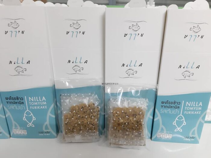 ผงโรยข้าวจากปลานิล รสต้มยำ ขนาด 100 กรัม ตรา Nilla (นิลลา) - Image 2