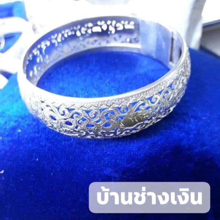 กำไลเงินแท้ ฉลุลายสิบสองราศี ไซส์กลาง ตรา บ้านช่างเงิน